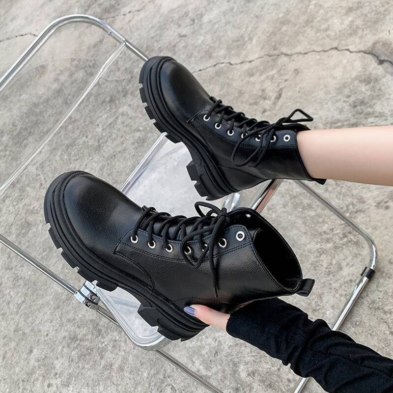 

Solid Lace Up Front Chunky Combat Boots, Black