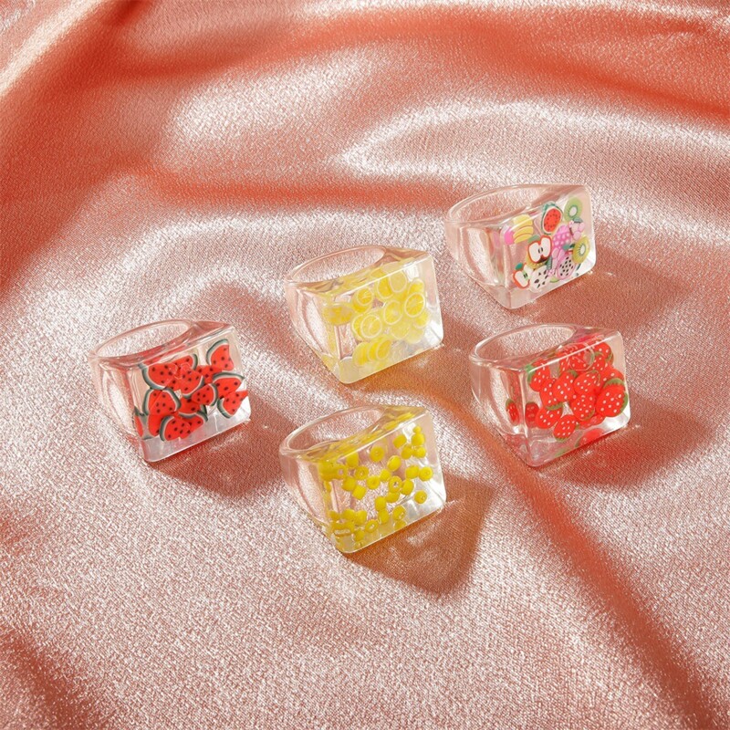 

1pc Random Fruit Graphic Ring, Multicolor