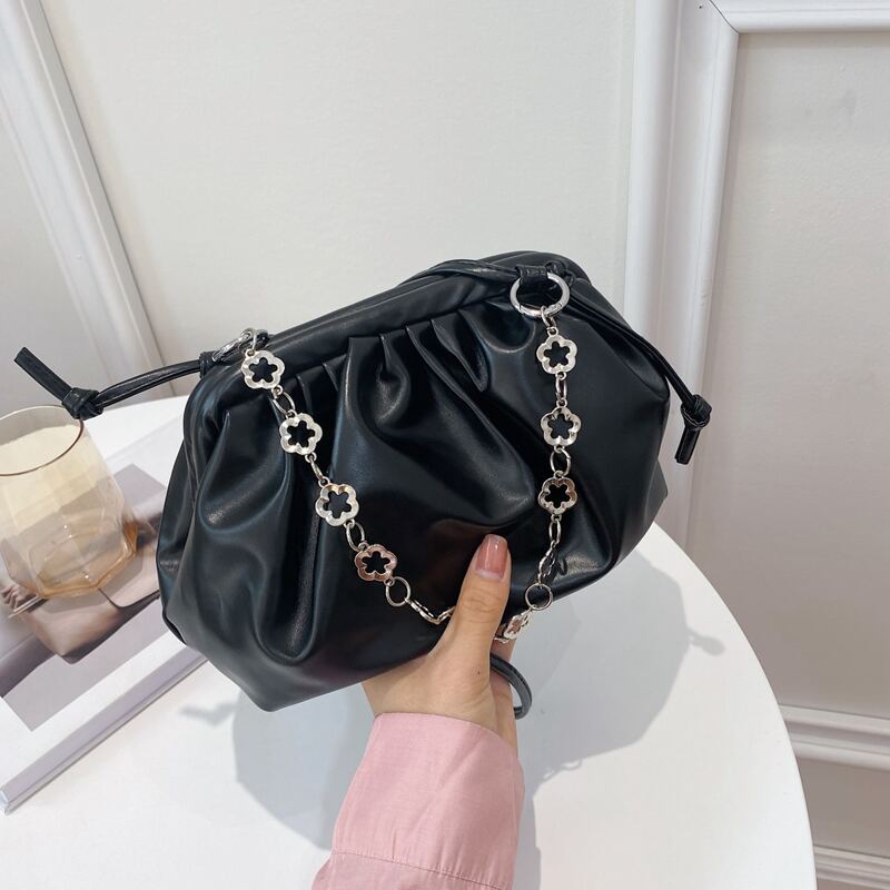 

Chain Decor Ruched Crossbody Bag, Black