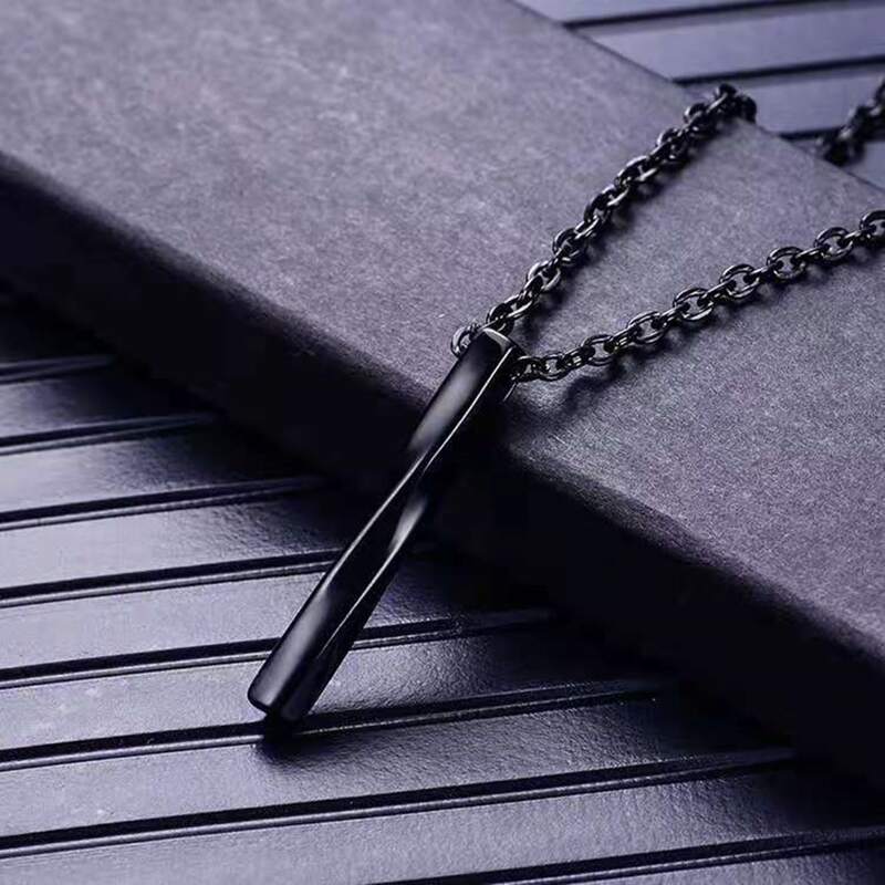 

Guys Geo Pendant Chain Necklace, Black