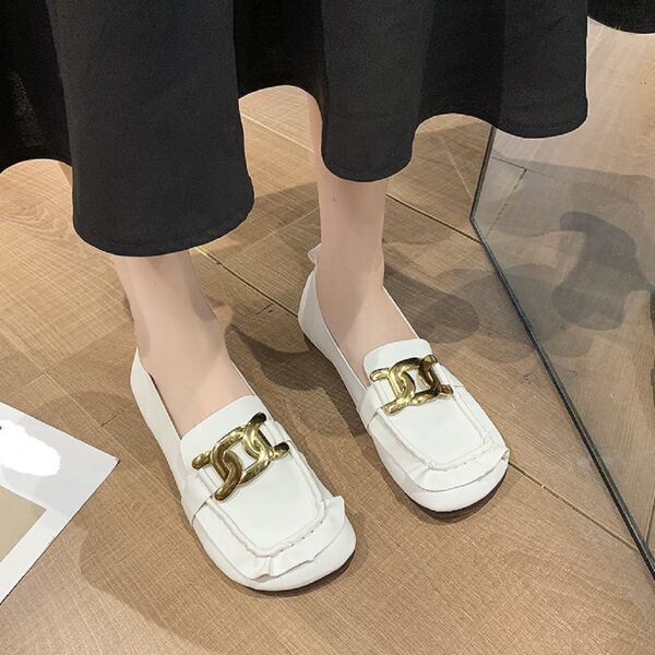 

Chain Decor Slip On Ballet Flats, White
