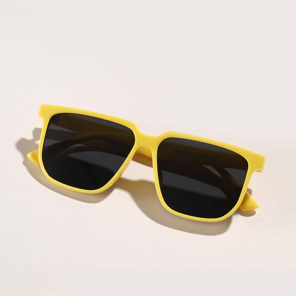 

Square Frame Sunglasses
