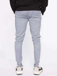 Manfinity Campus Court Hombres Pantalones deportivos panel en contraste con cordón - Gris Claro - Ver 2