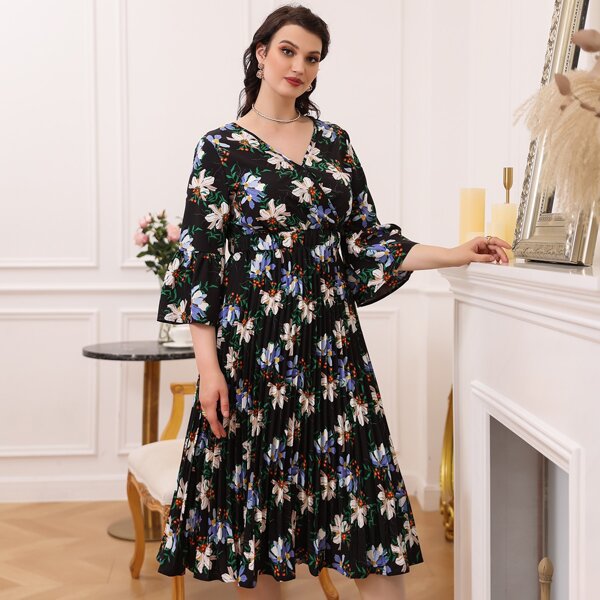 

Plus Allover Floral Pleated Hem A-line Dress, Multicolor
