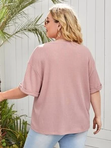 SHEIN Essnce 大碼落肩袖素色T恤 - 藕粉色 - 查看 2