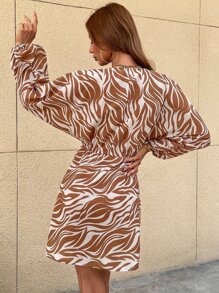 Vestido con estampado de manga murciélago de cintura con cordón - Multicolor - Ver 2