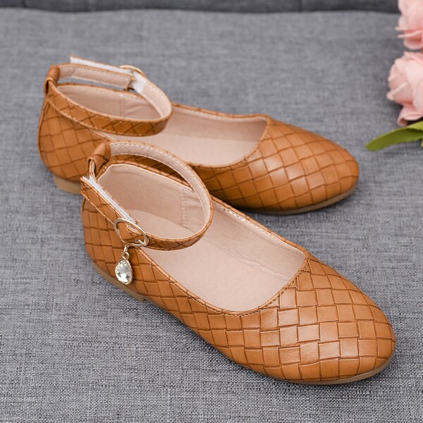 

Girls Textured Rhinestone Decor Flats, Brown