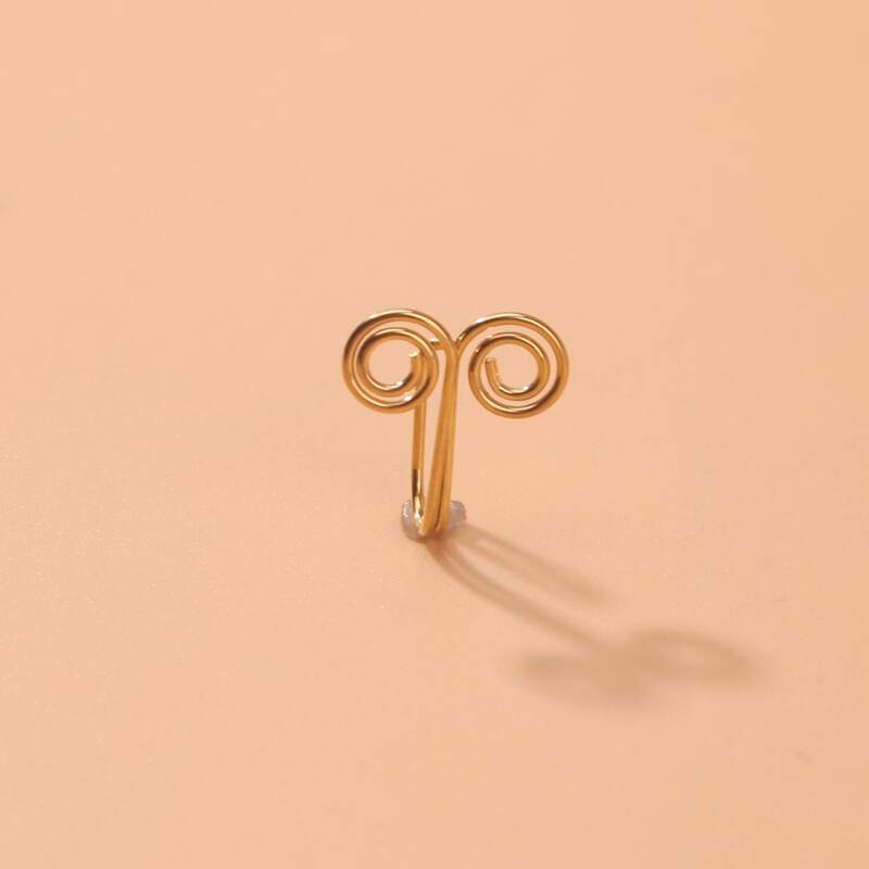 

Structured Nose Ring, Gold