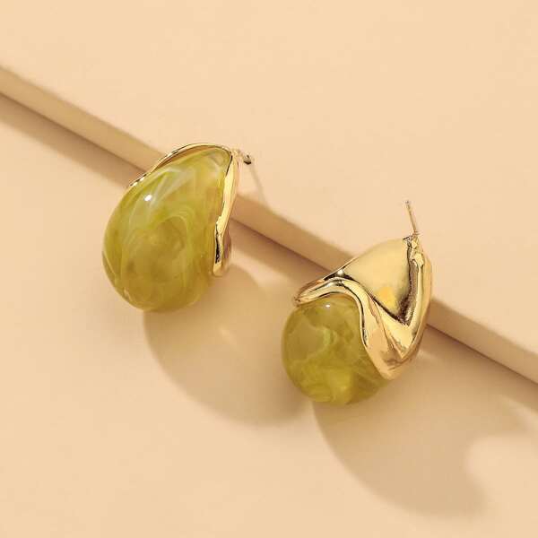 

Resin Decor Earrings, Green