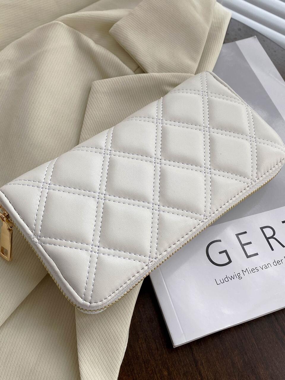 Quilted Embossed Studded Detail Slim Portable Cash White-Collar Workers For Female College Work Business Commute Office For Anniversary For Couple For Birthday Gift On Valentine Day Gift Gift For Women Wallet Purse Wallet Long Wallet