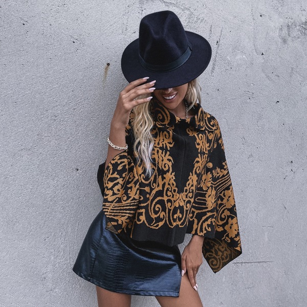 

Baroque Pattern Poncho Sweater, Multicolor