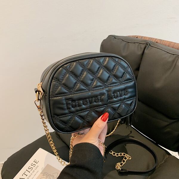 

Letter Graphic Quilted Pattern Chain Crossbody Bag, Black
