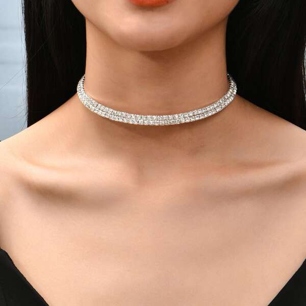 

Rhinestone Decor Necklace, Silver