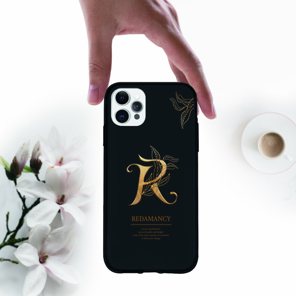 

Letter Graphic Phone Case, Black