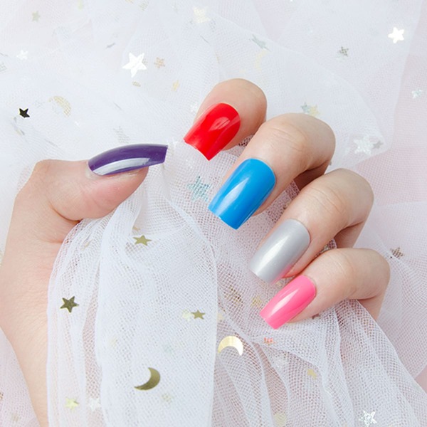 

240pcs Random Color Fake Nail, Multicolor