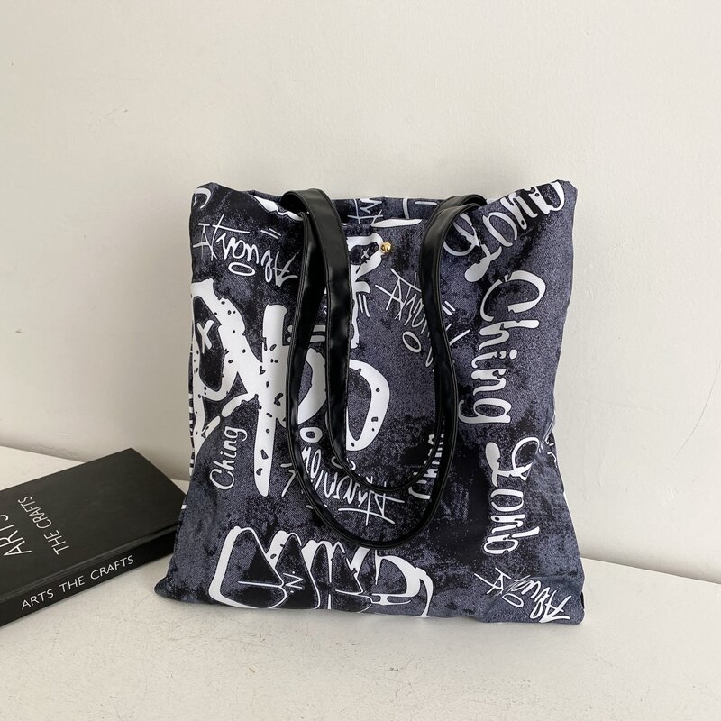 

Letter Graphic Tote Bag, Black