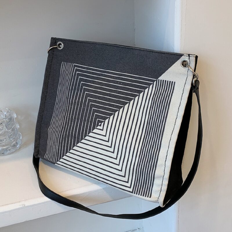 

Two Tone Geometric Graphic Shoulder Bag, Black and white
