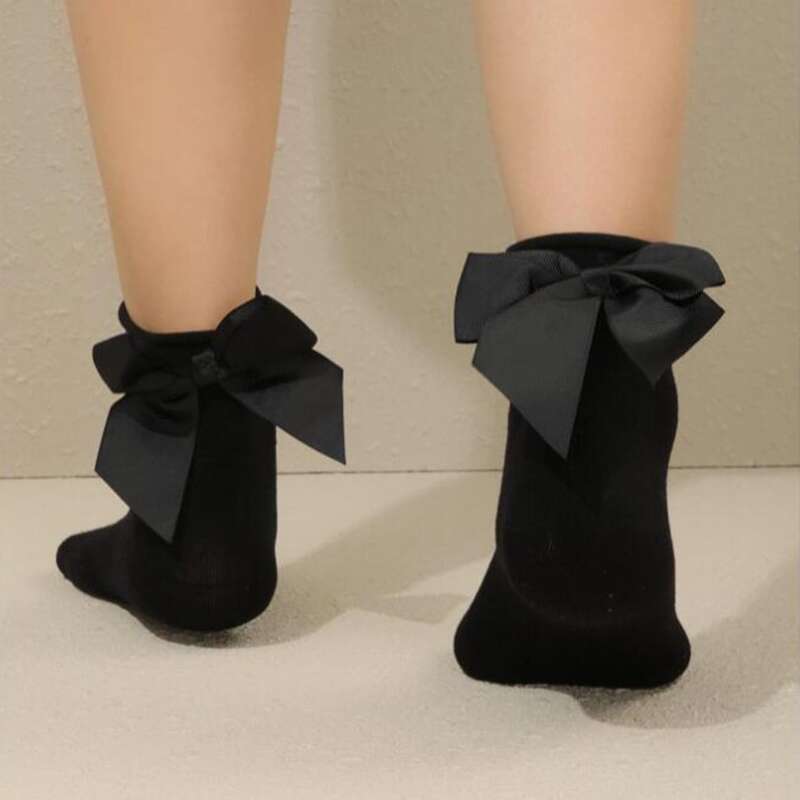 

Bow Decor Crew Socks, Black