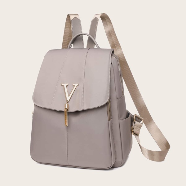 

Minimalist Metal Decor Flap Backpack, Grey