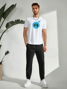 Manfinity Men Patched Detail Carrot Trousers - Black - View 4