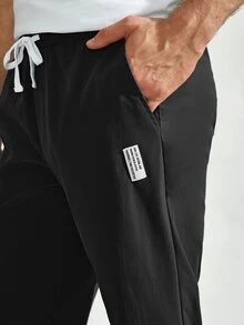 Manfinity Men Patched Detail Carrot Trousers - Black - View 6