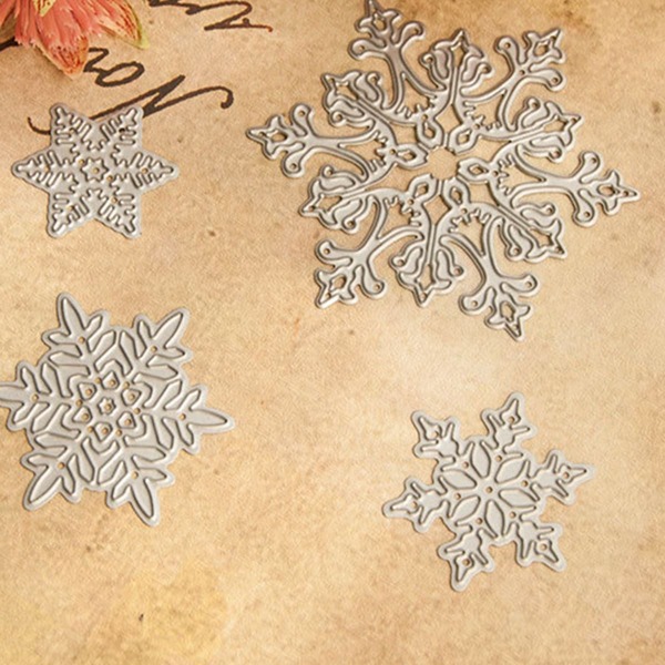 

1set Snowflake Shaped Paper Cut Card Mold, Silver