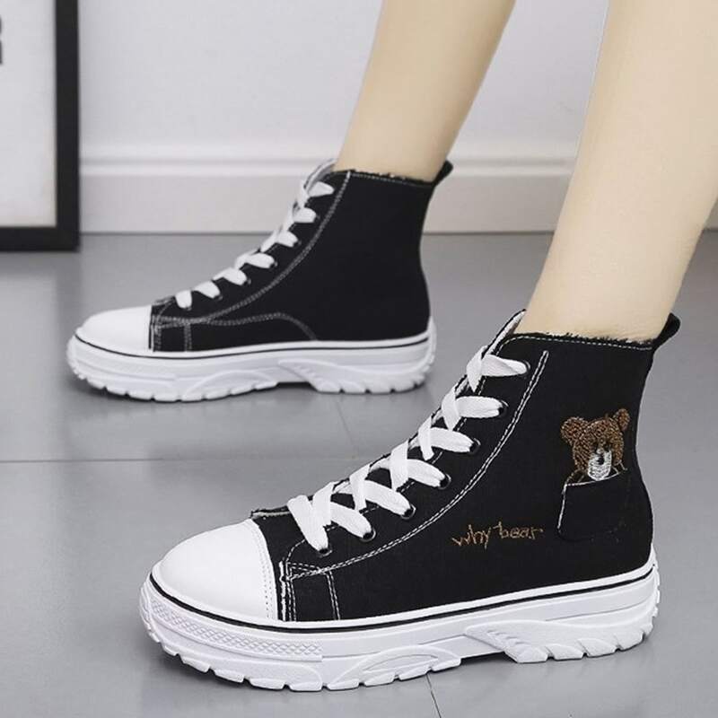 

Cartoon Graphic High Top Skate Shoes, Black