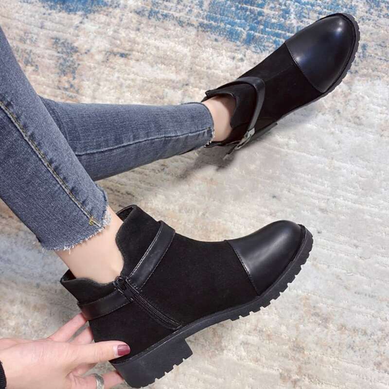 

Corduroy Buckle Design Chunky Boots, Black