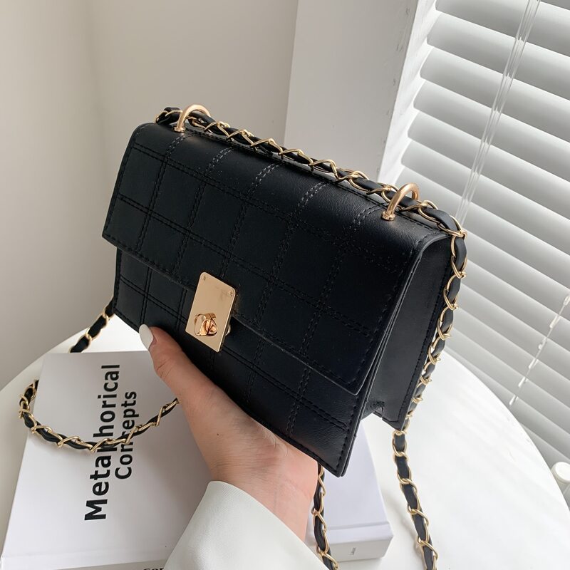 

Turn Lock Flap Shoulder Bag, Black