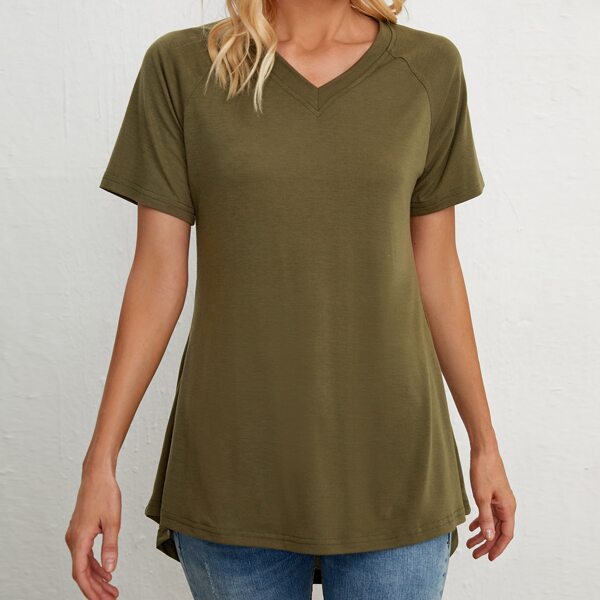 

Solid V-neck Tee, Army green