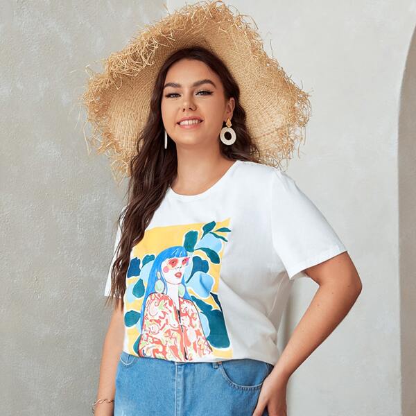 

Plus Figure Graphic Tee, Multicolor