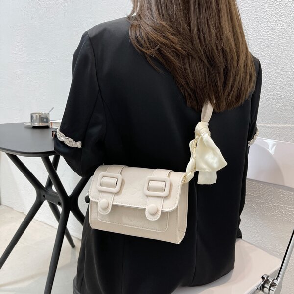 

Solid Buckle Decor Crossbody Bag, Beige