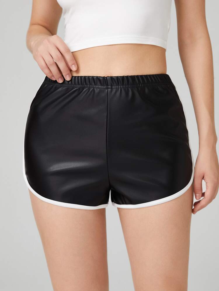 Shorts deportivos PU unido en contraste - Negro - Añade 4