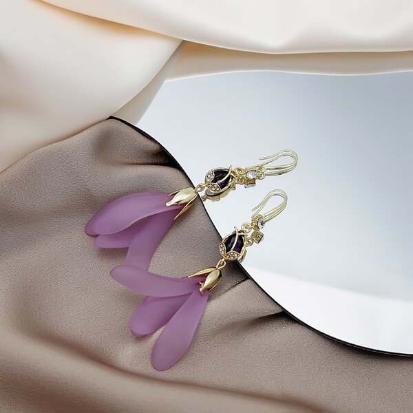 

Petal Drop Earrings, Purple