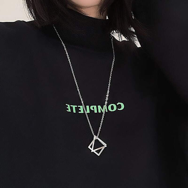 

Minimalist Pendant Necklace, Silver
