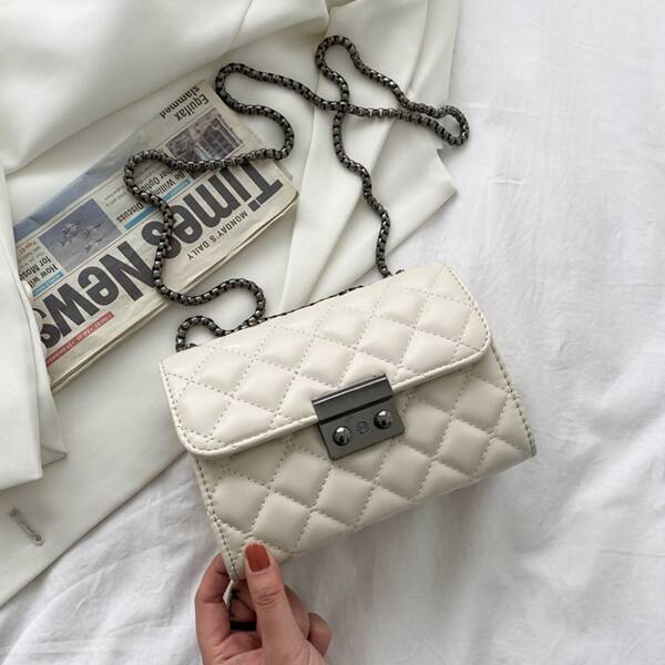 

Quilted Flap Chain Shoulder Bag, White