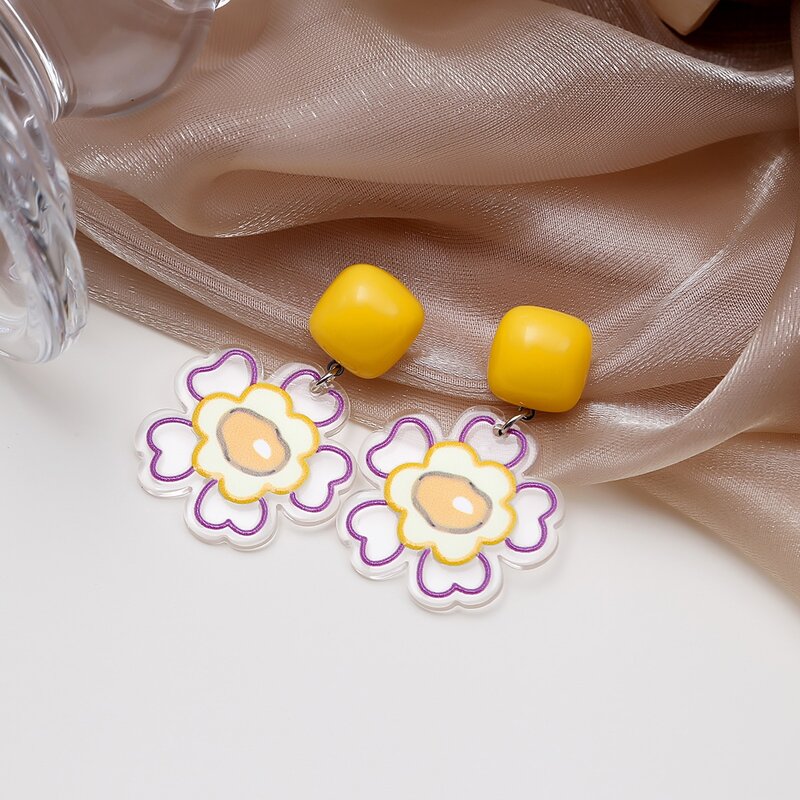 

Floral Pattern Earrings, Multicolor