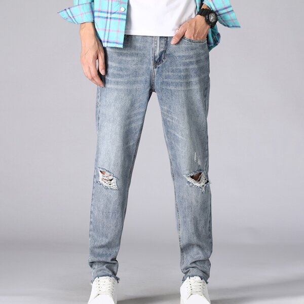 

Men Ripped Frayed Raw Hem Slant Pocket Jeans, Light wash