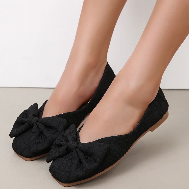 

Bow Decor Slip On Flats, Black