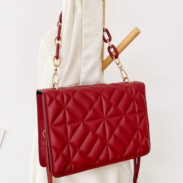 

Textured Chain Shoulder Bag, Burgundy