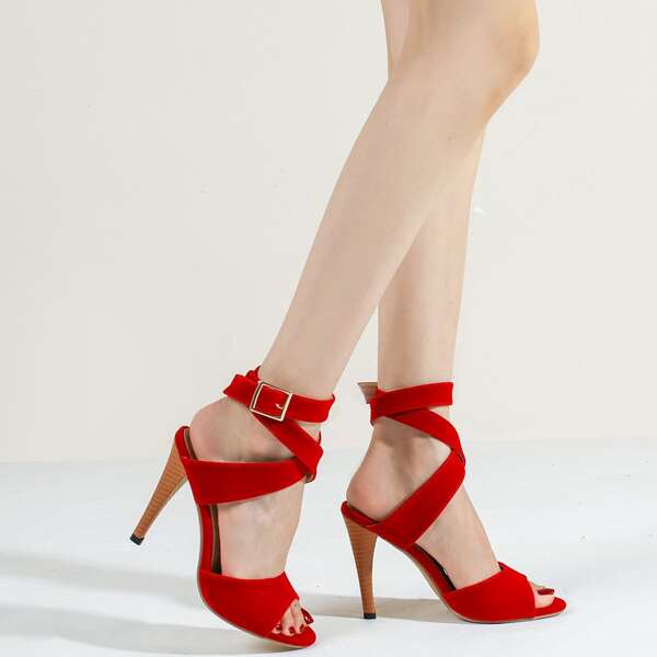 

Suede Buckle Design Strappy Sandals, Red
