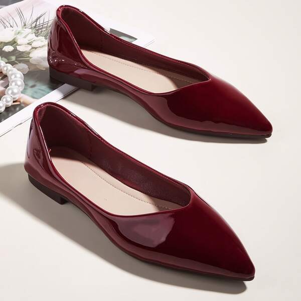 

Minimalist Point Toe Ballet Flats, Burgundy