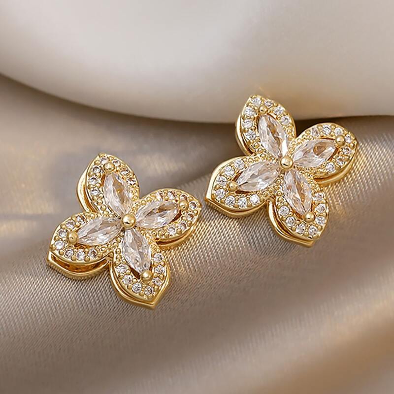 

Rhinestone Stud Earrings, Gold
