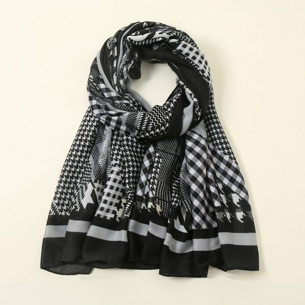 

Plaid Print Scarf, Black