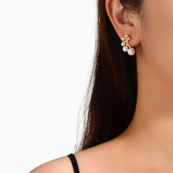 

Faux Pearl Decor Stud Earrings, Gold