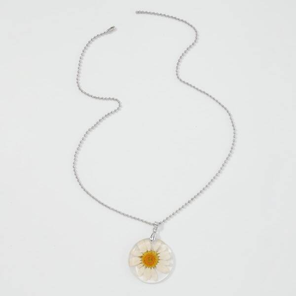

Dried Flower Charm Necklace, White