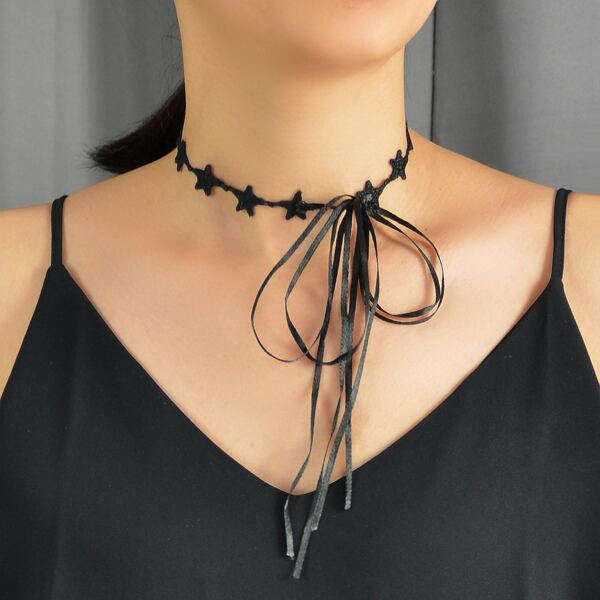 

Star Decor Necklace, Black