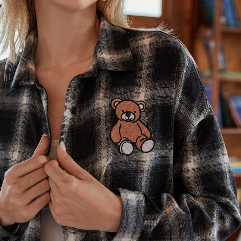 

Cartoon Bear Graphic Plaid Button Front Blouse, Black and white
