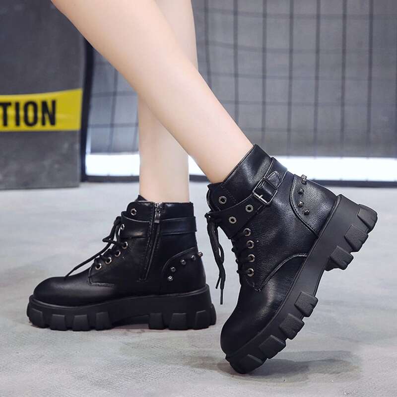 

Studded Decor Side Zip Combat Boots, Black