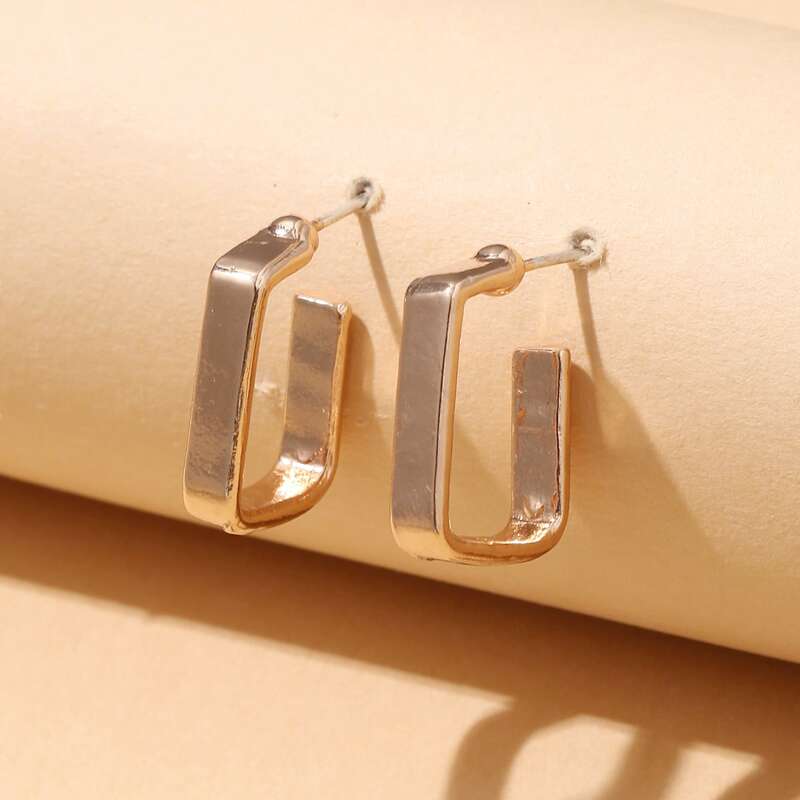 

Minimalist Hoop Earrings, Gold